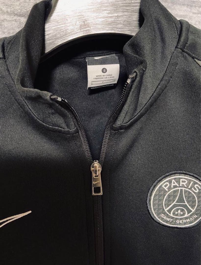 パリサンジェルマントラックジャケット