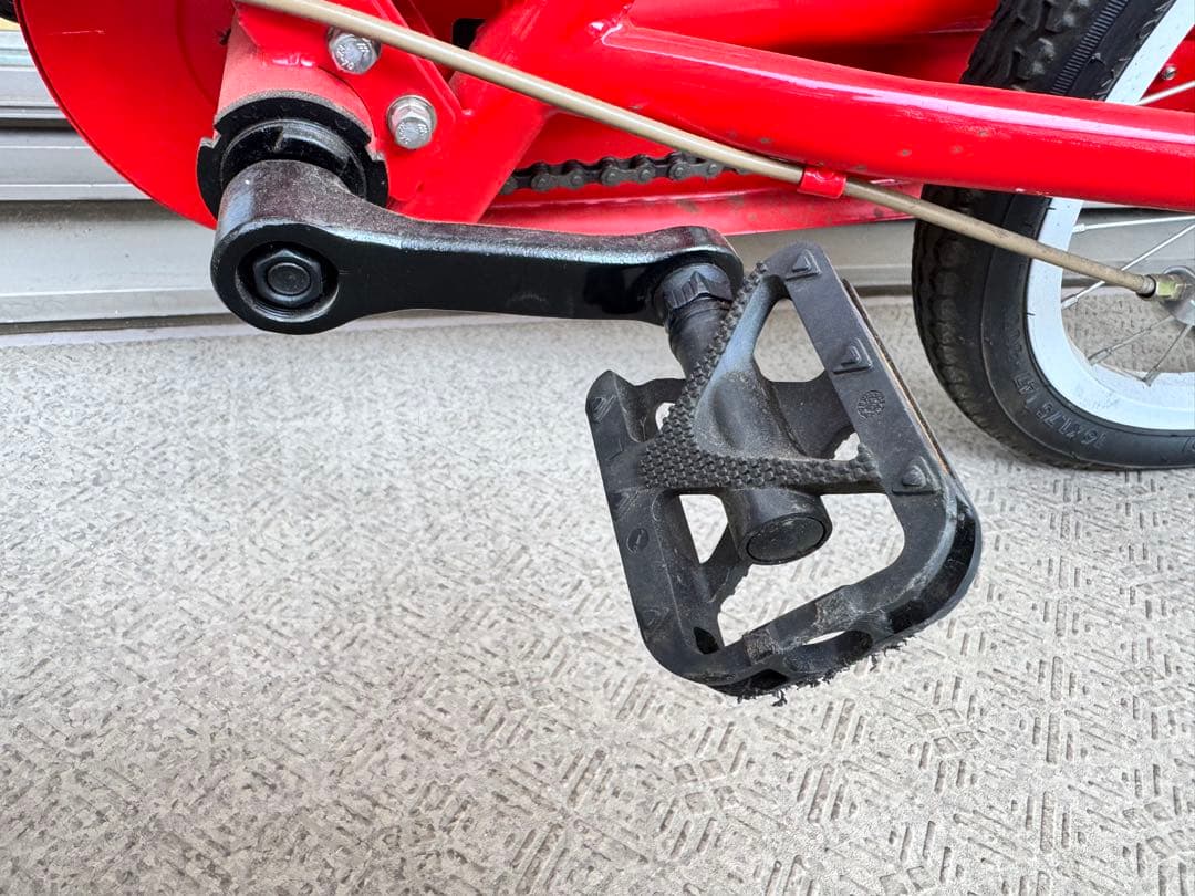 【引き取り限定 東京】peopleピープル レッド キッズ自転車 16インチ