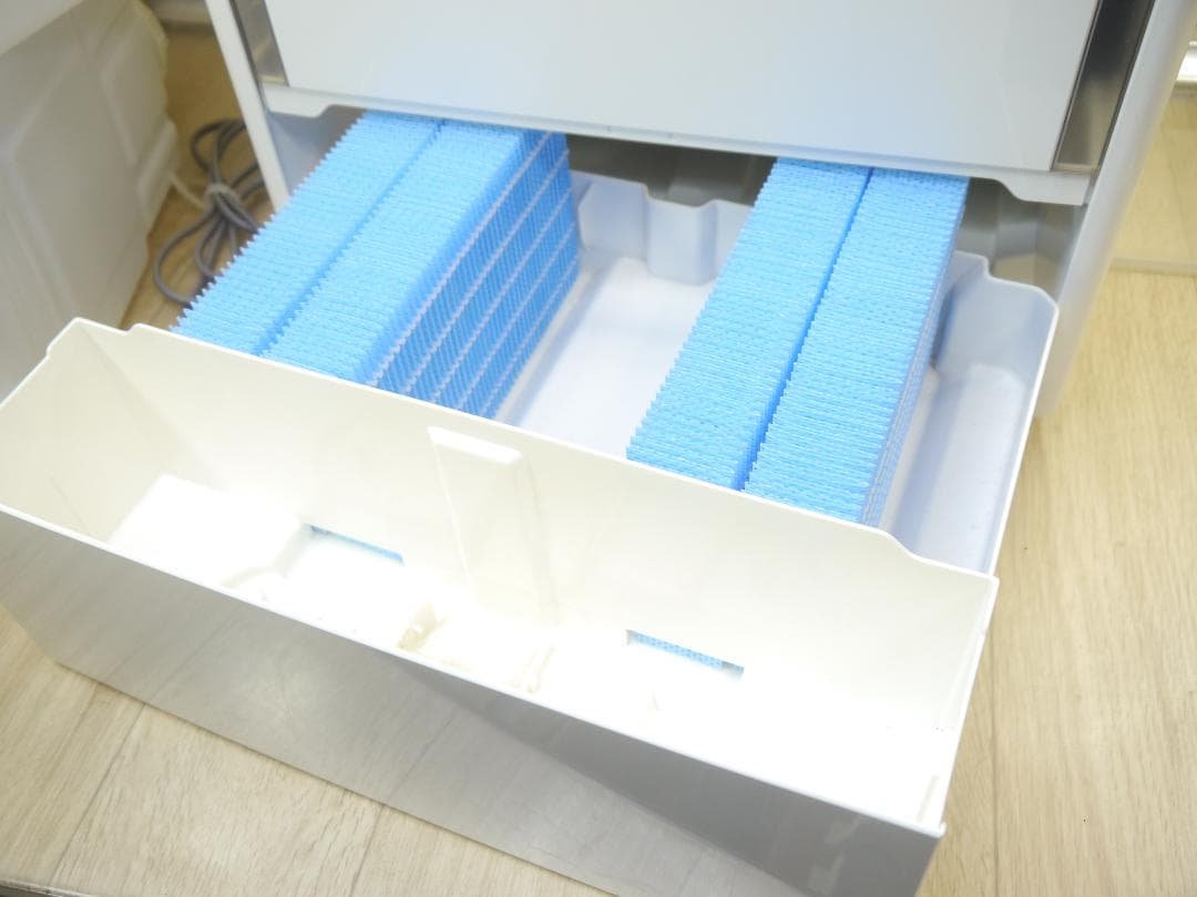 送料無料＞◆フィルターは新品同様❤ダイニチ 加湿器 HD-243 ハイブリッド