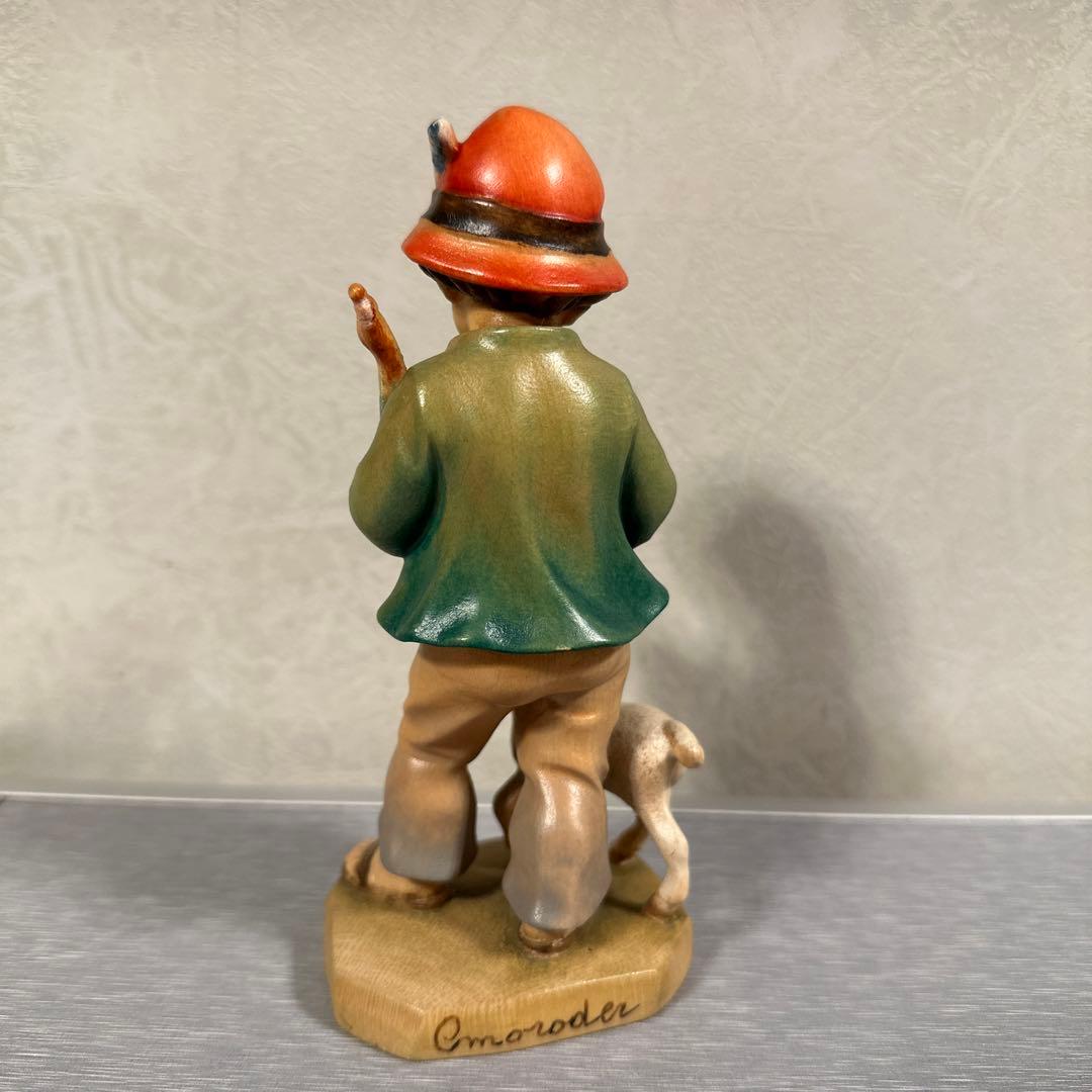 イタリア　Conrad Moroder社　木彫り人形　 写真追加しました