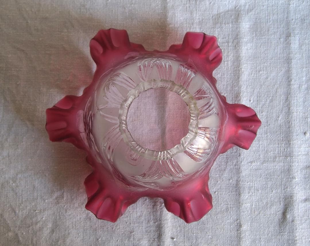 磨りガラス 植物柄 ピンク フリル ランプシェード アールヌーヴォー/K225