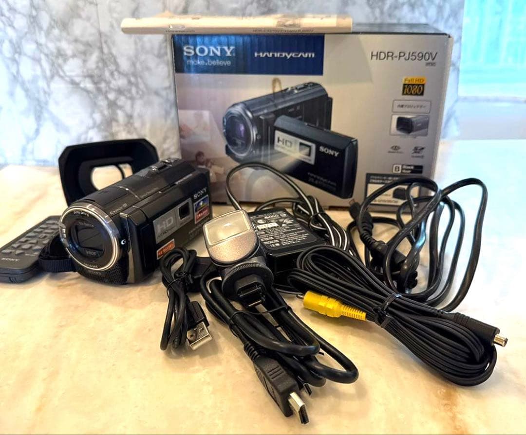 SONY HDC-PJ590V ビデオカメラ　大容量バッテリー　外付けライト付