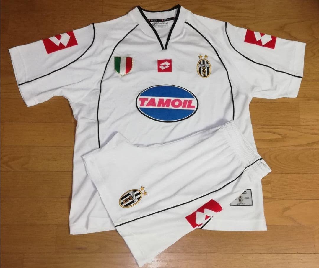 【匿名配送】【入手困難】02/03　ユベントス　白　黒　赤　ユーべ　デルピエロ