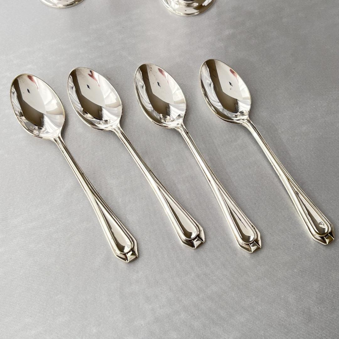 【John Sanderson 】エッグセット 4名用 エッグカップ