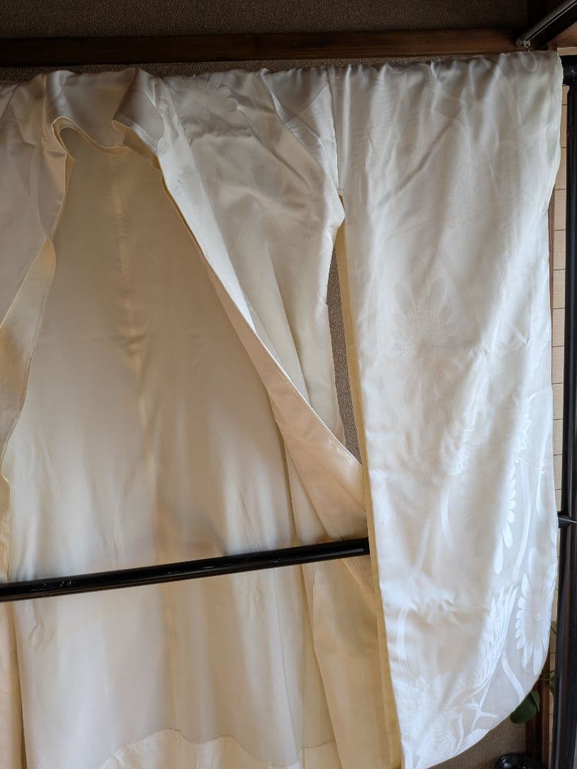 中古花嫁用掛下着物 白 白無垢用 お安くどうぞ◎