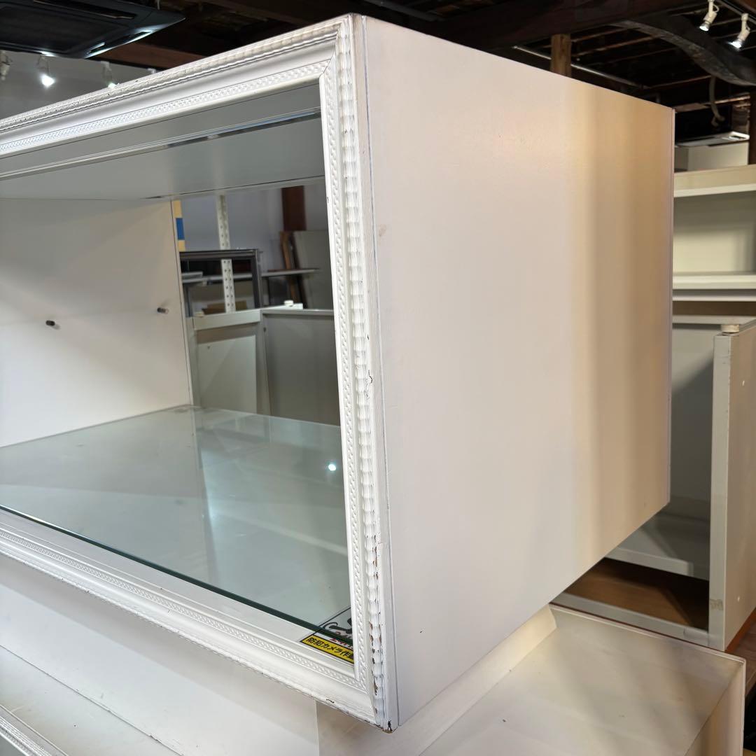 引取限定 ホワイト ガラスショーケース 店舗什器 インテリア 飾り棚 点灯確認済