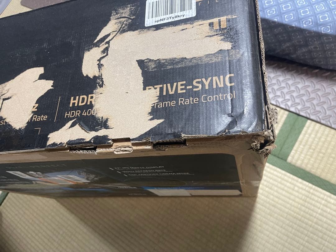 RAZER RAPTOR 27 ゲーミングモニター