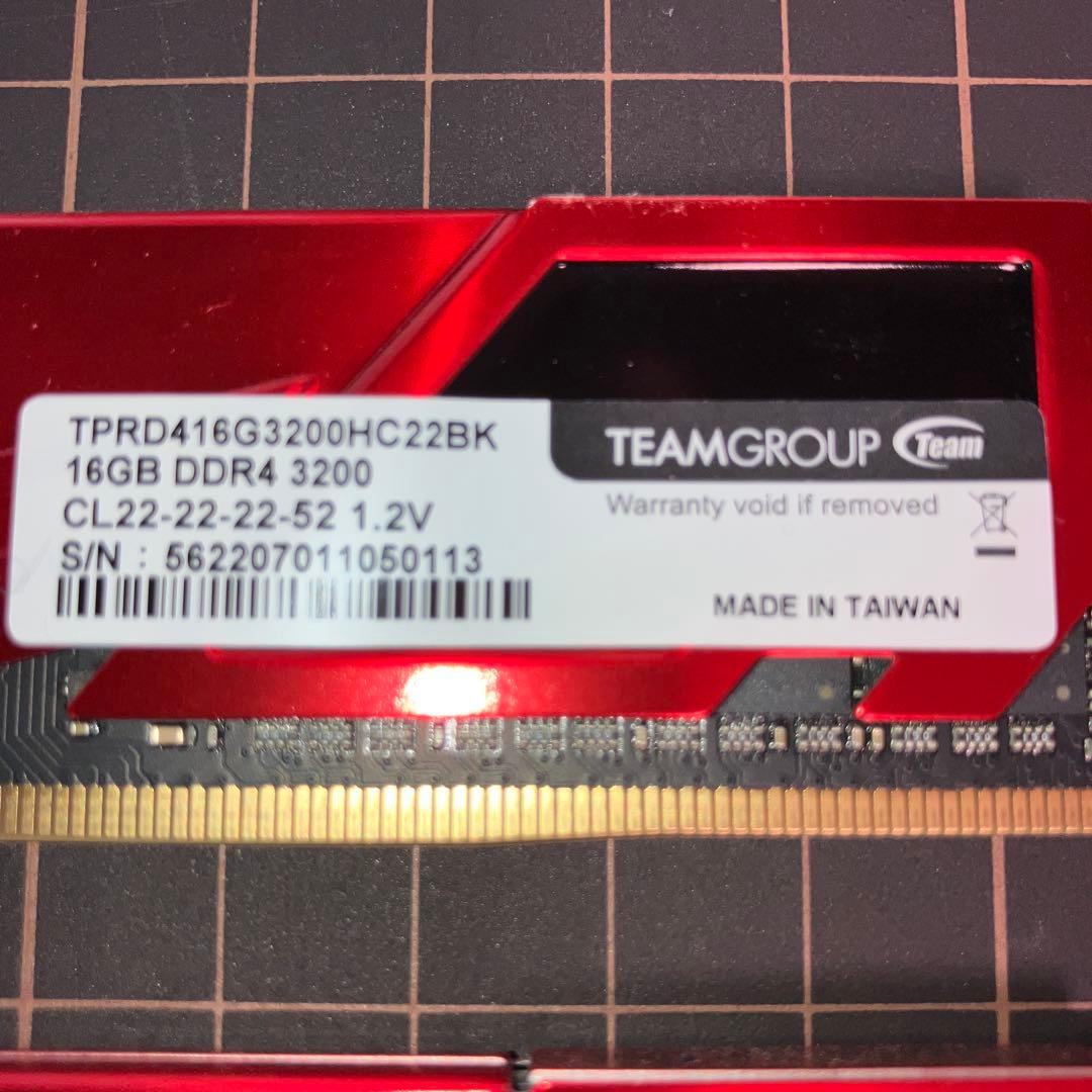 TEAMGROUP ELITE 16GB DDR4 3200MHz メモリ2枚