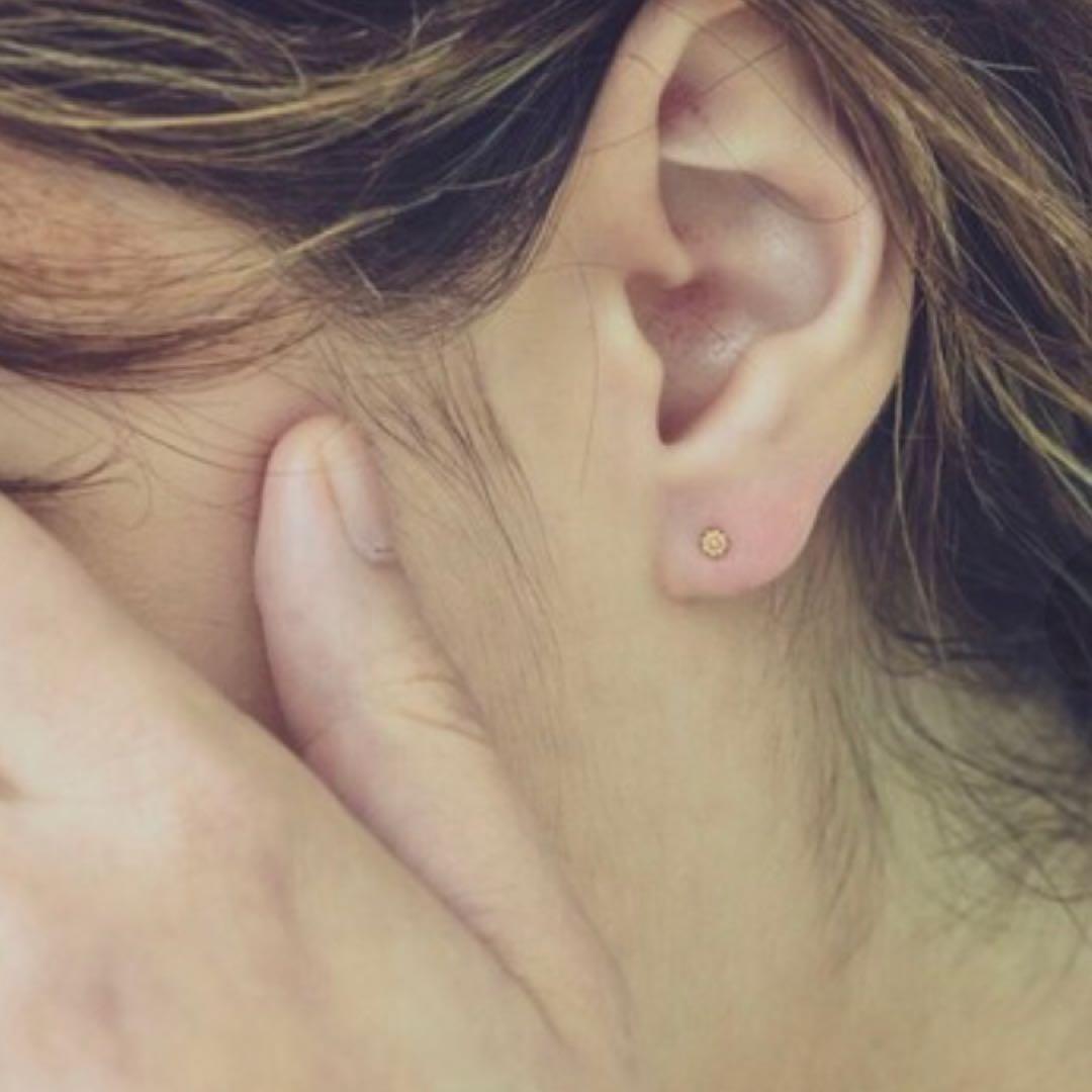 ete エテ フラワー ピアス K18YG イエローゴールド 片耳のみ