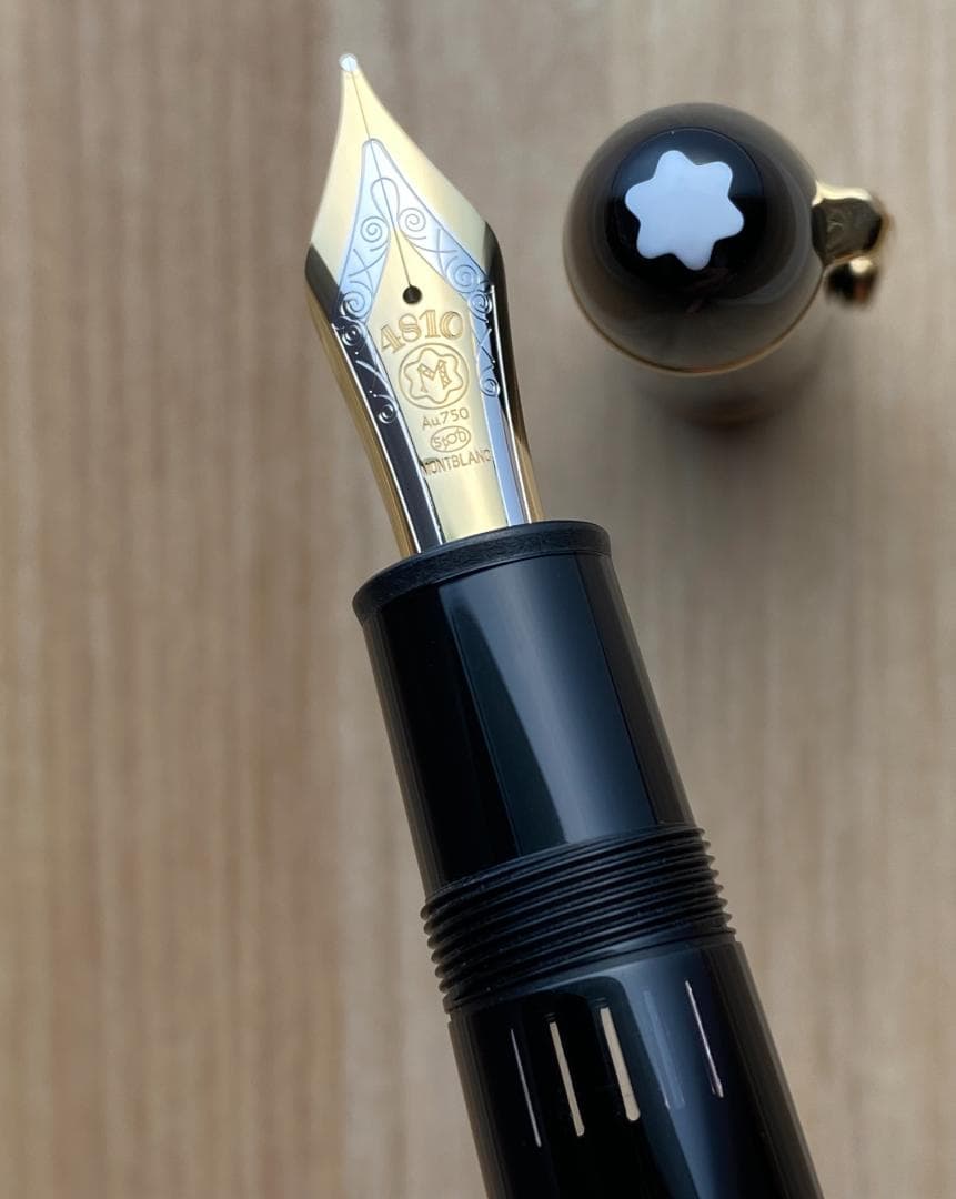 未使用に近い 現行品 モンブラン 149 18K 中字 Au750吸入式 万年筆