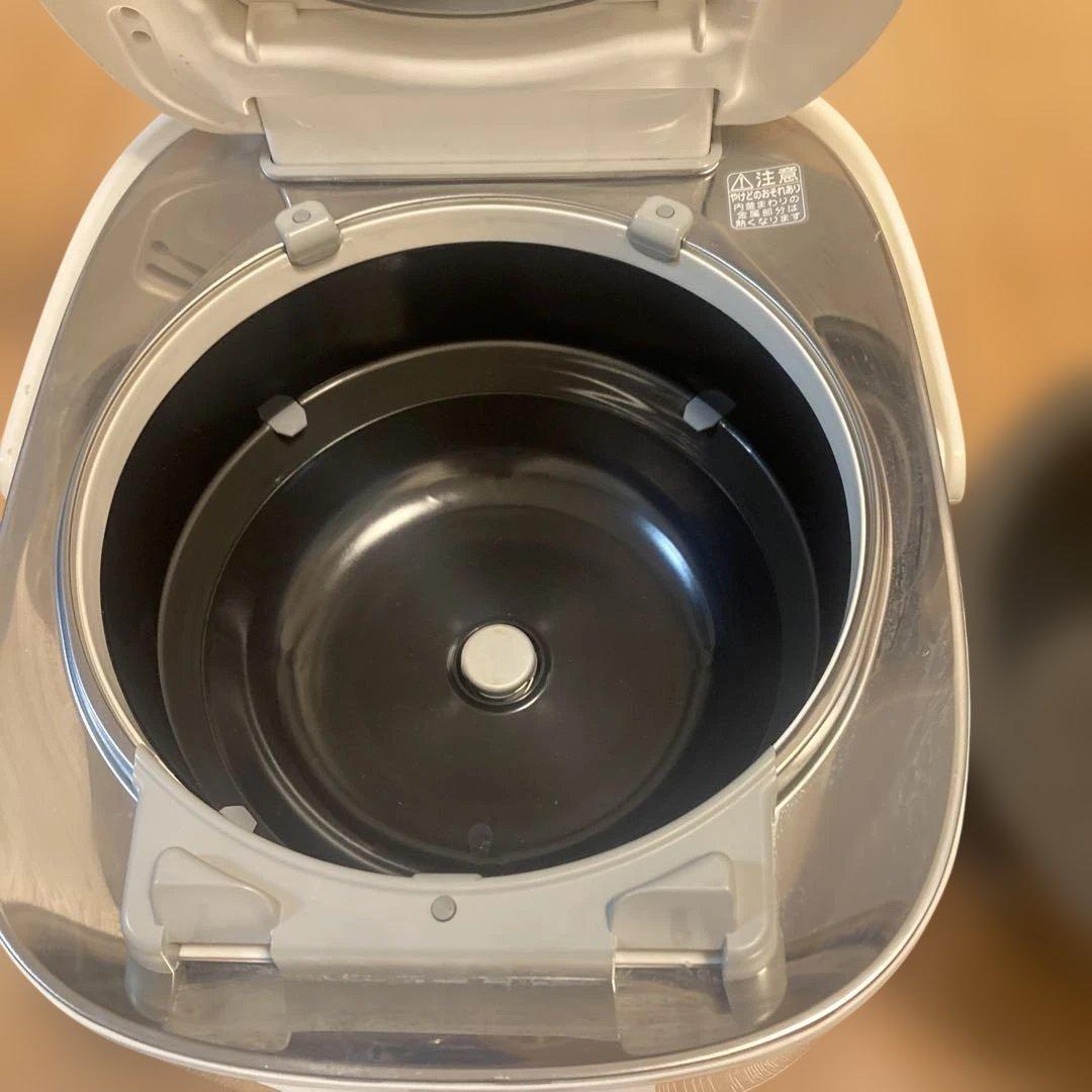 【美品】TOSHIBA RC-10VJF多機能炊飯器　真空圧力　IH保温釜