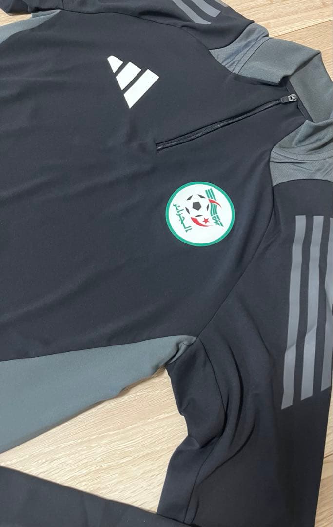 adidas アルジェリア代表　トレーニングトップ　ドリルトップ　サッカー　新品