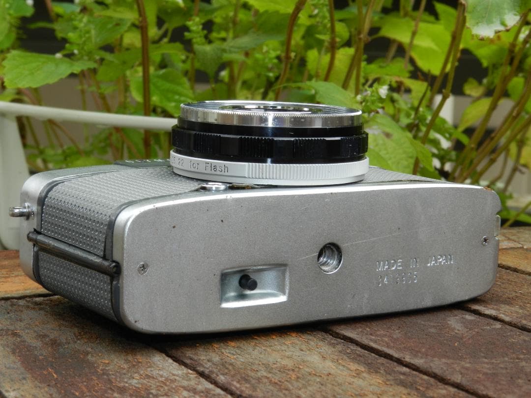 極美品　OLYMPUS PEN EES-2 ハーフフィルムカメラ　即撮影可