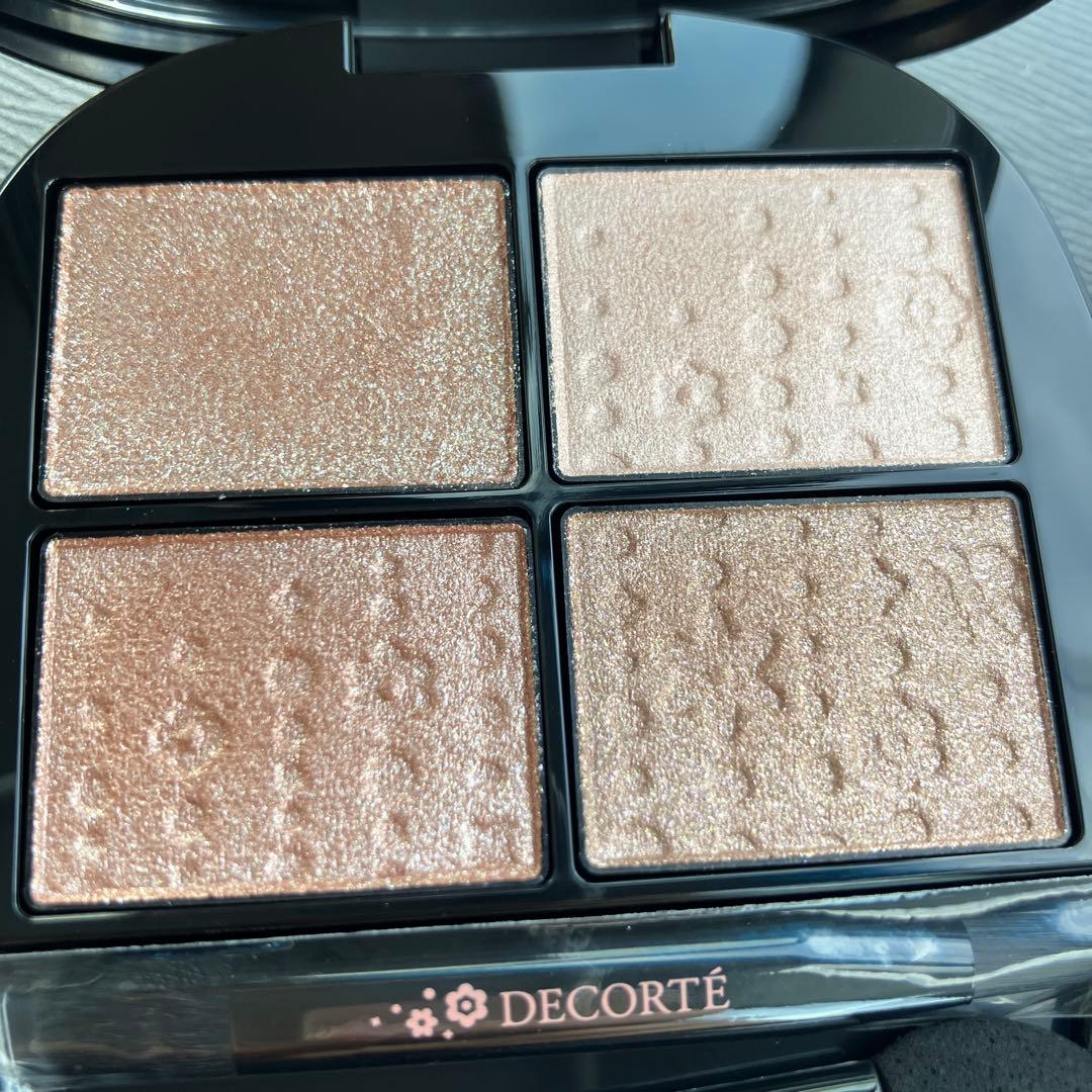 コスメデコルテ　エターナル ブルーム コレクション　アイシャドウ＆リップ