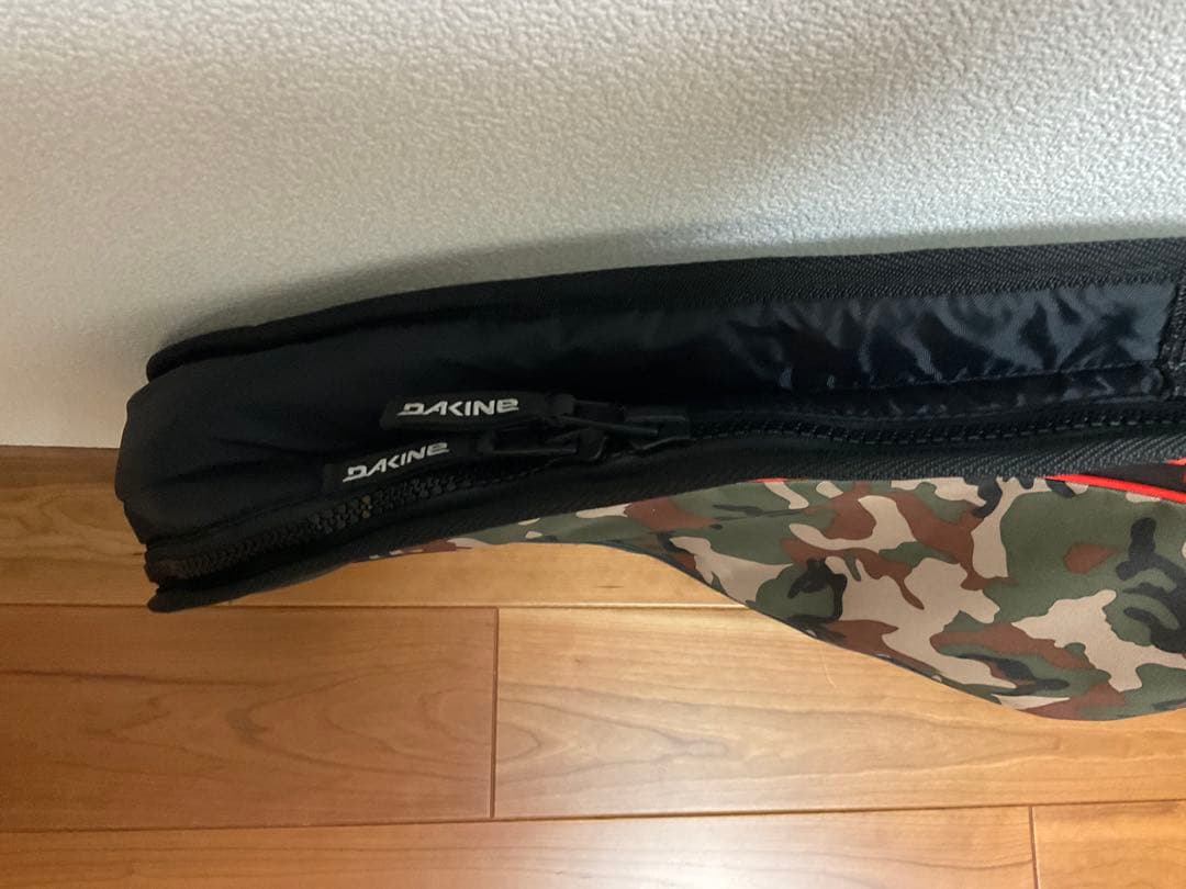 新品　DAKINE 迷彩柄 サーフボードケース 6'6\" トランスポーター