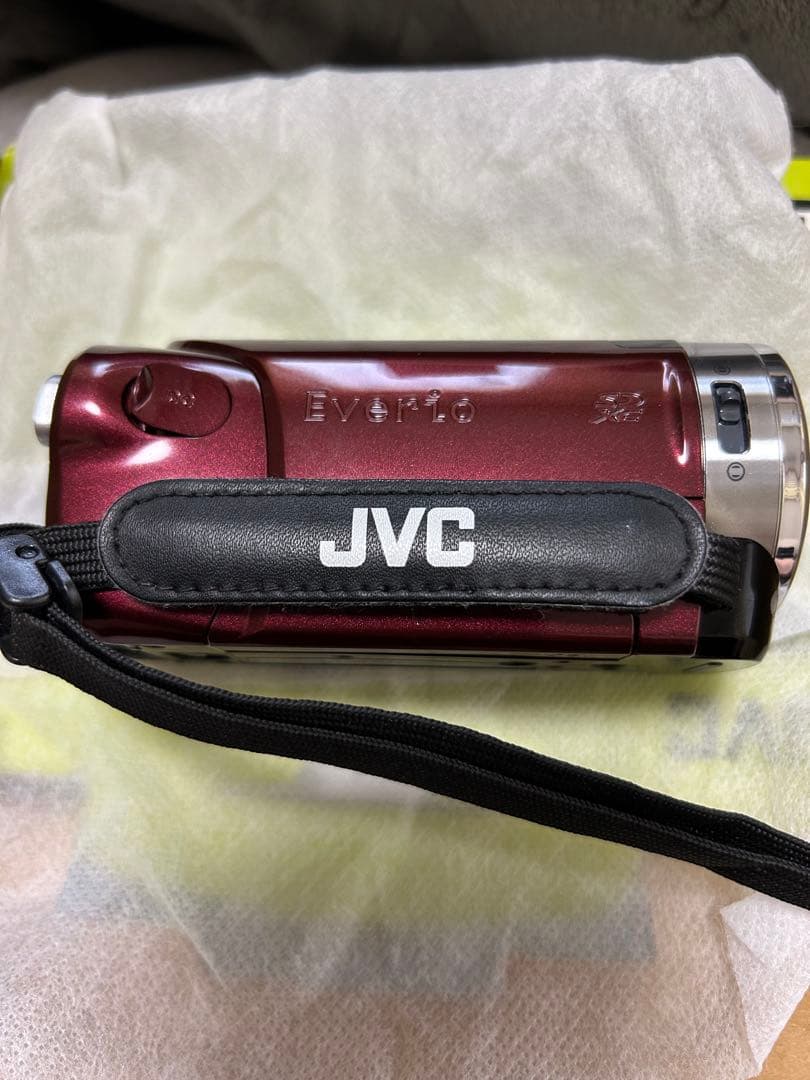 JVC ビデオカメラ　Everio GZ-E265 専用ケース付き！