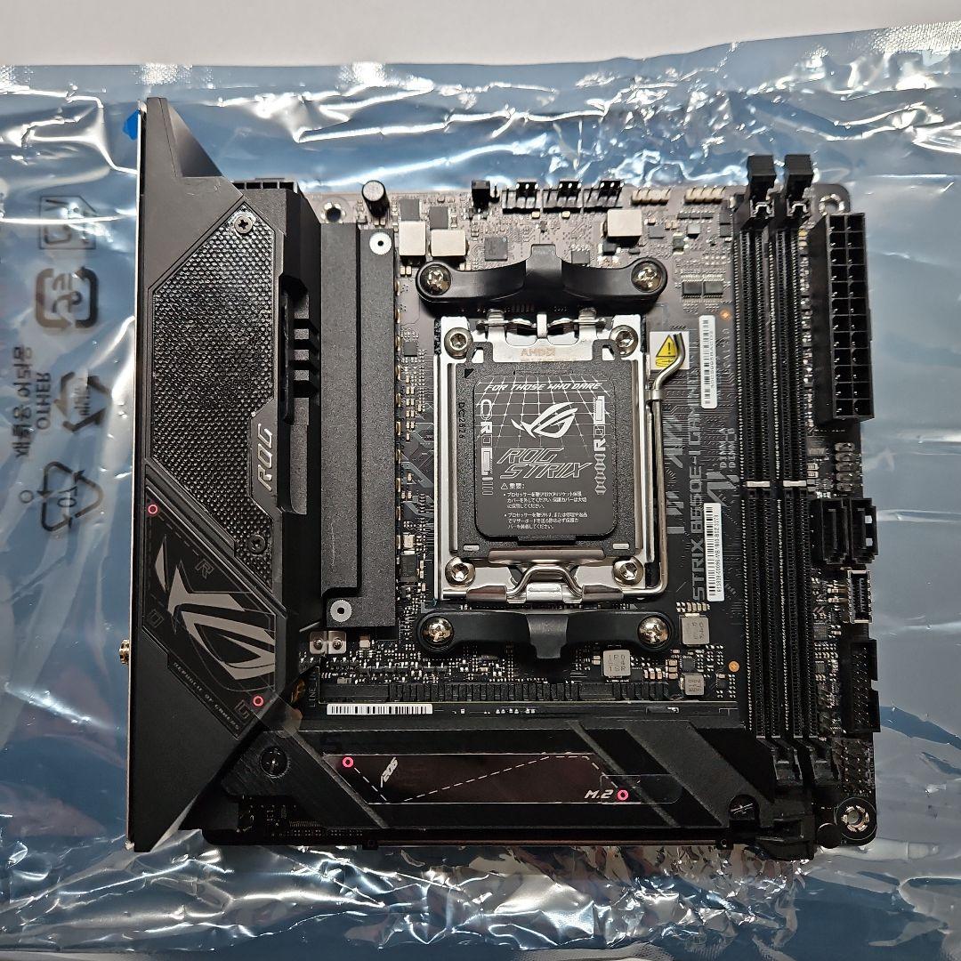 マザーボード ASUS ROG STRIX B650E-I GAMING WIFI