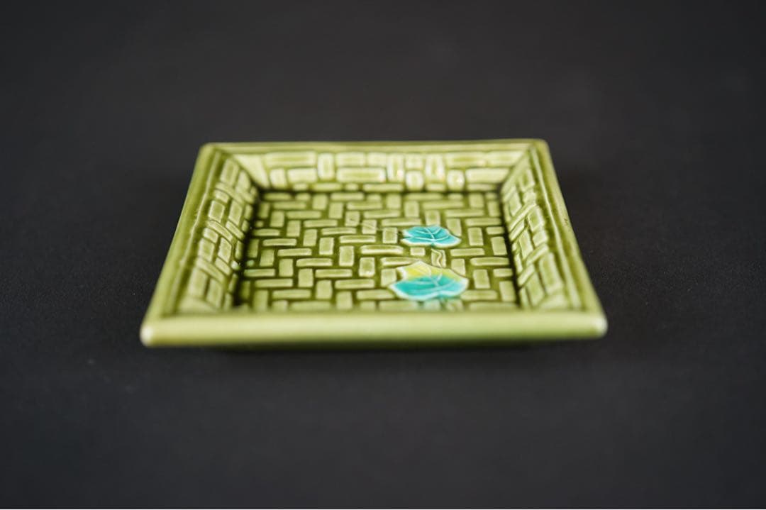 淡路珉平焼 緑釉 草文 四方小皿 9客 / 角皿 向付 豆皿 懐石料理道具