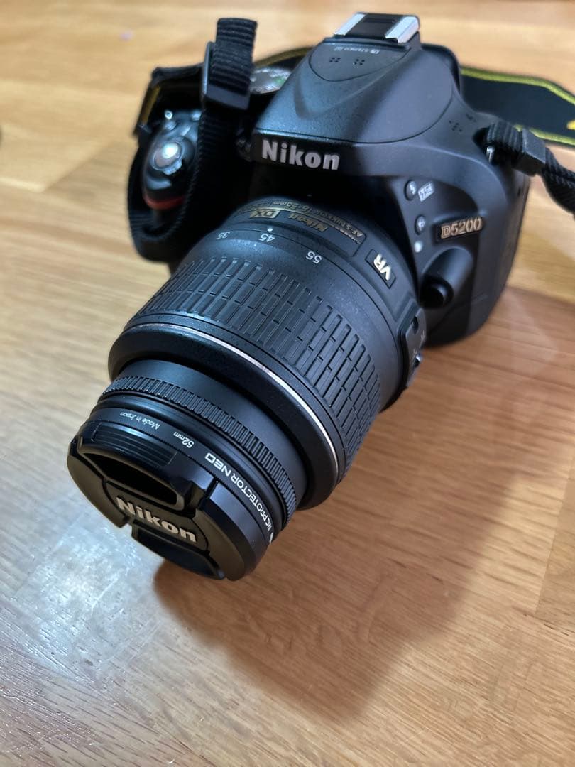 Nikon 一眼レフカメラ　D5200