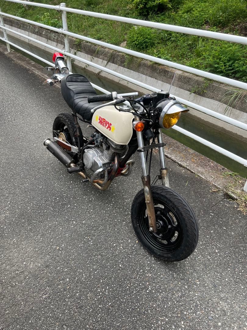 エイプ　ビームス　マフラー