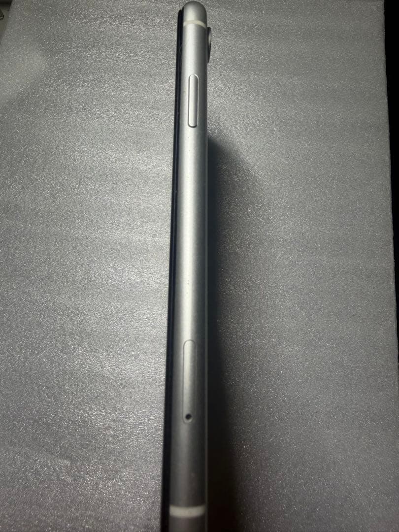 Apple iPhone XR ホワイト 64GB 本体【値下げ】