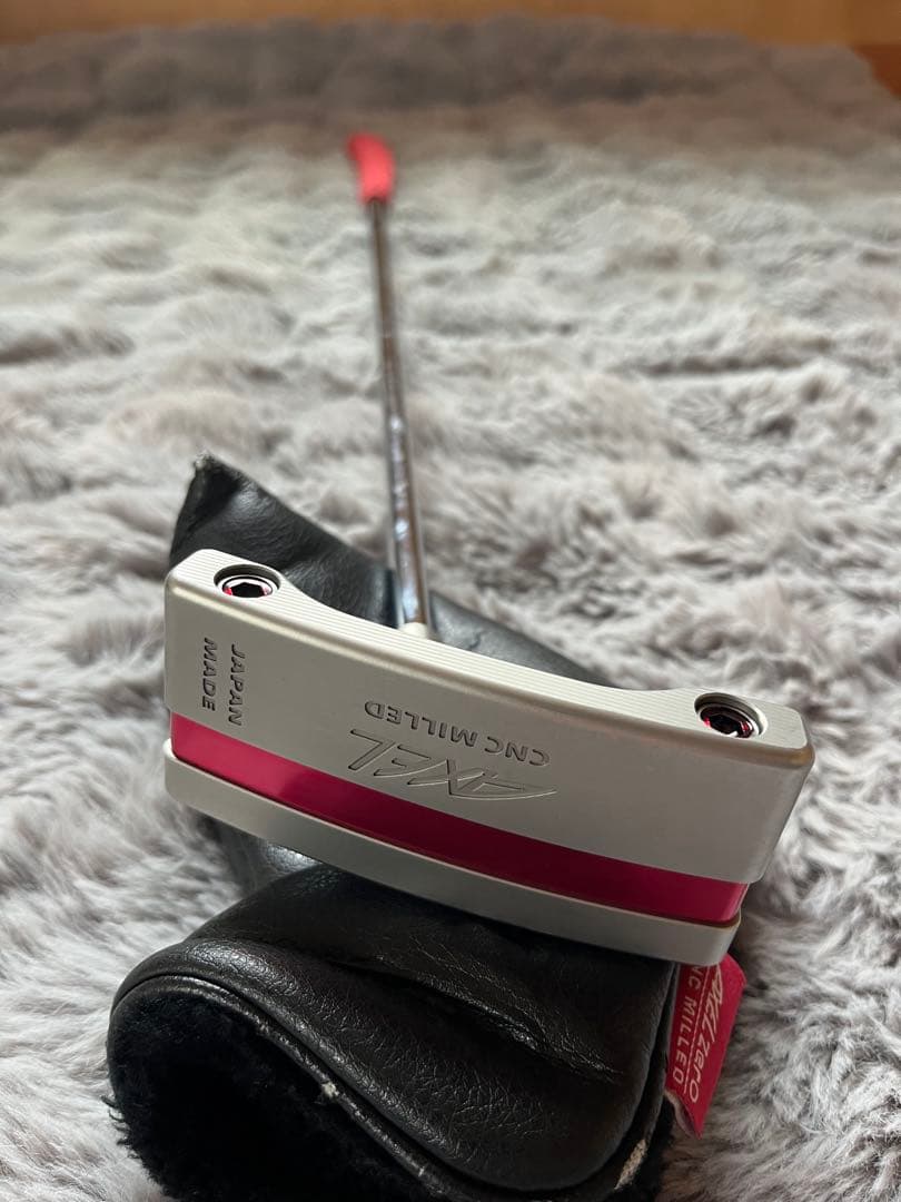 売り切りツルヤアクセルゼロトルクパター