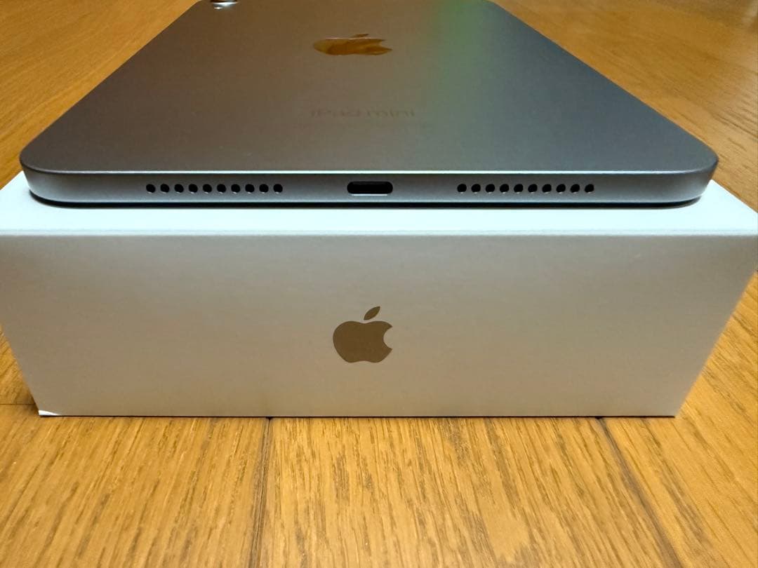 美品 iPad mini（第7世代）A17 Pro 128GB スペースグレイ