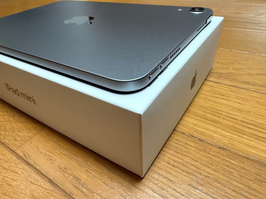 美品 iPad mini（第7世代）A17 Pro 128GB スペースグレイ