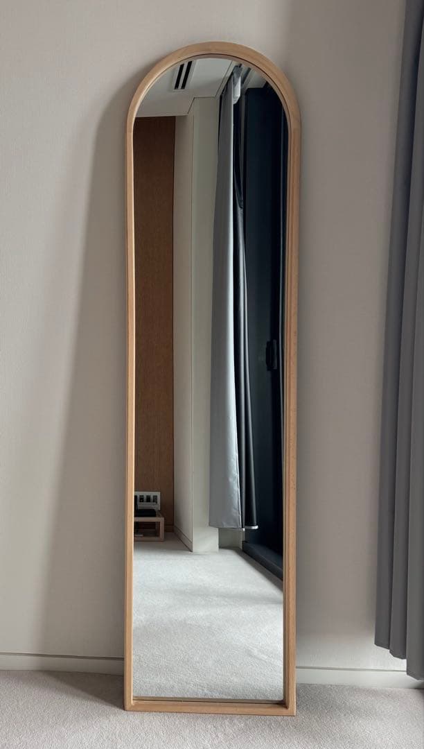 ZARA  スタンドミラー