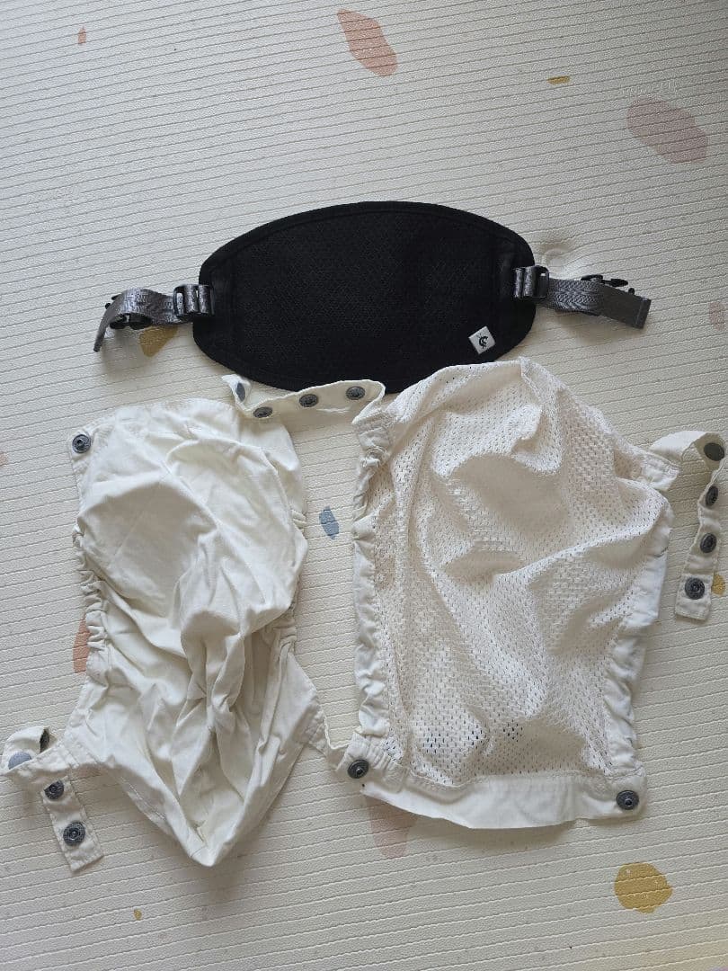 ポグネー✕ミキハウス　抱っこ紐 ヒップシートデニム調