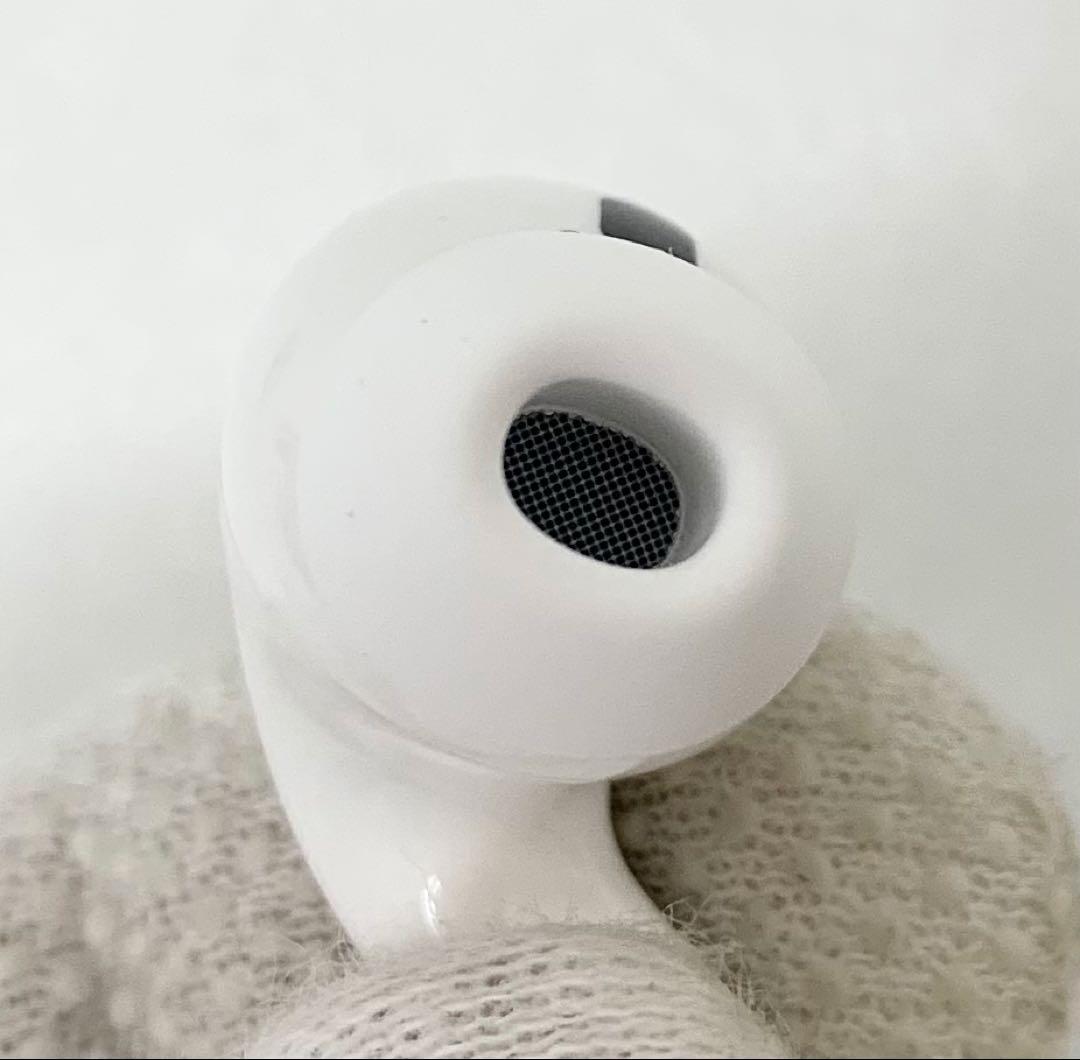 極美品 AirPods Pro 第2世代 MTJV3J/A 通電 動作確認済み