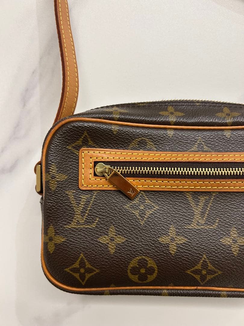 Louis Vuitton ルイヴィトン　モノグラム ハンドバッグ