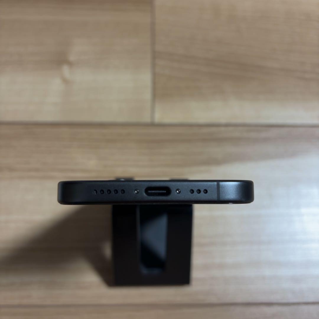 バッテリー100% iPhone17 256GB ブラック