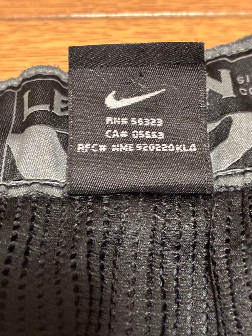 ナイキ LEBRON レブロン　トラックパンツ　ウィンドブレーカー