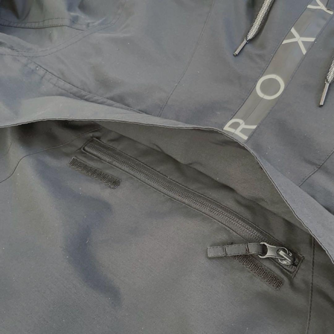 試着のみ ROXY スノーボードウェア S フード付きアノラック ブラック 美品