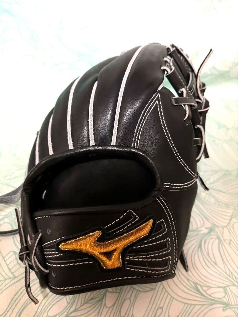 グローブ　新品　長岡秀樹型　サイズ10 　内野手　高校野球　硬式　ミズノ