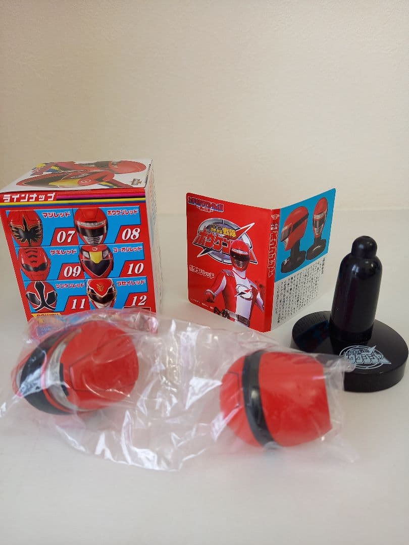 スーパー戦隊マスクコレクションⅢ　赤の伝説　8個セット