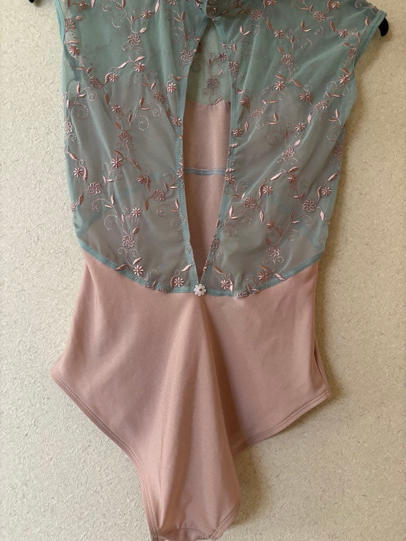 デラロミラノ　レオタード　サイズM