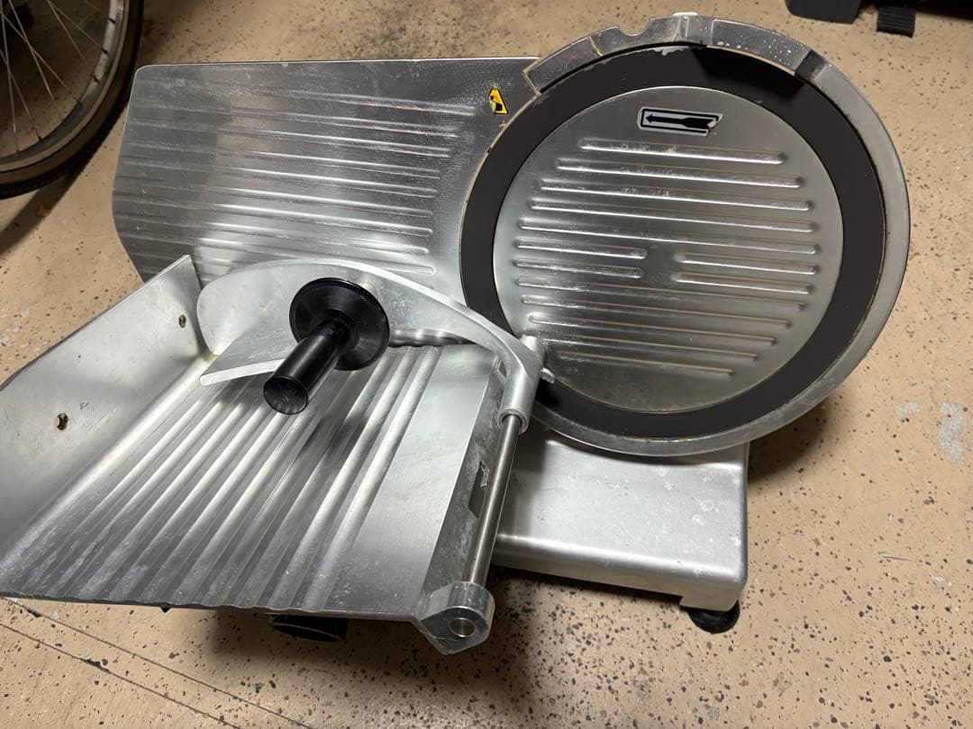 電動スライサー シルバー コンパクト