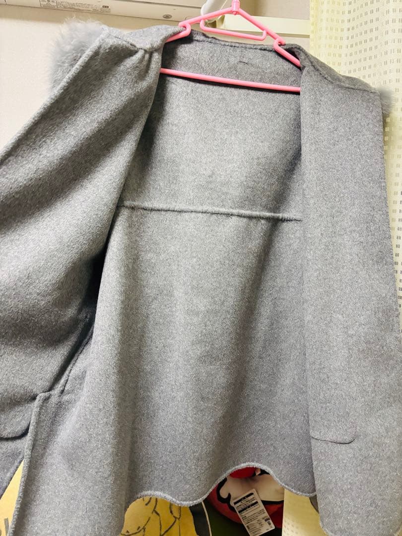 ストラップ&ファー付ウールフードハーフコート グレー