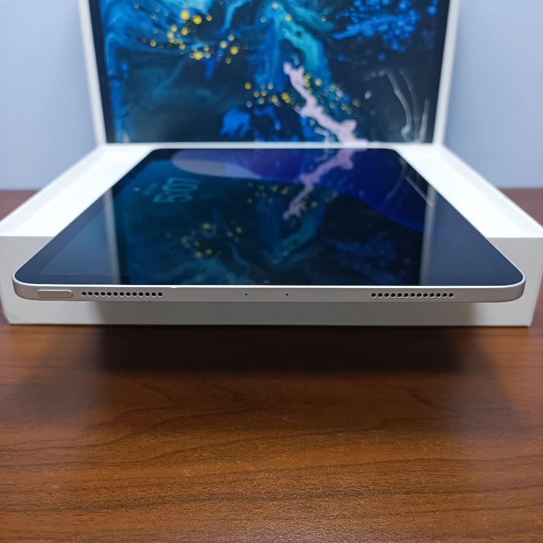 (美品)iPad Pro 11インチ WiFi 256GB キーボード付き