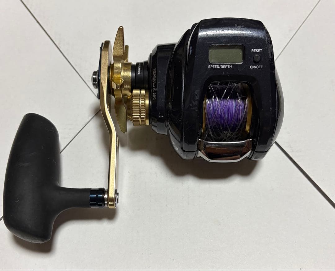 DAIWA TIERRA LJ IC200 左巻きリール