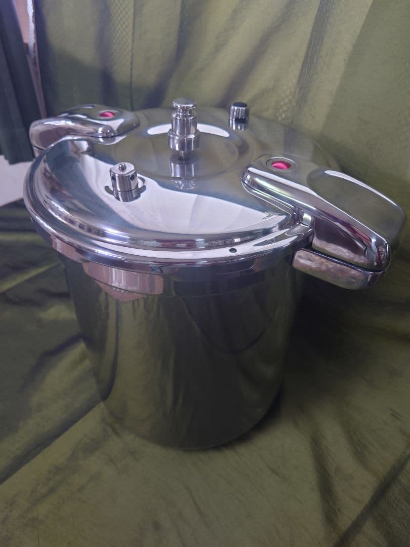 ステンレス圧力鍋 20リットル　プロビック　両手圧力鍋