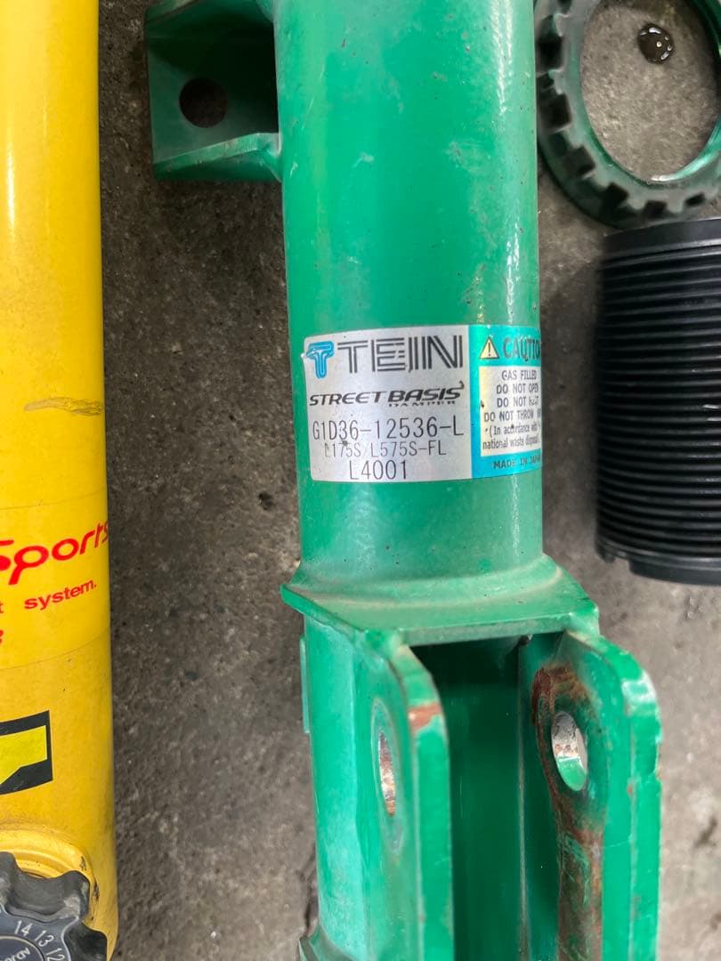 テイン車高調　ダイハツ　ムーブ　コンテ　タント