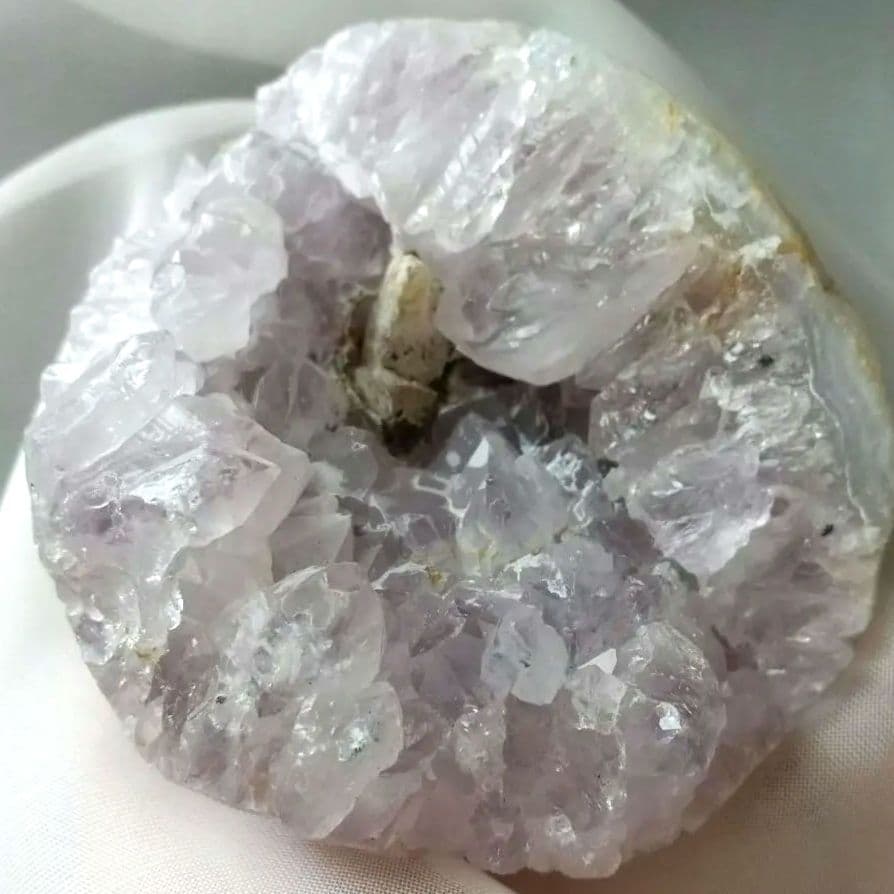 聖なる花❇️カルール産 開口 アメジスト クラスター 大きめサイズ