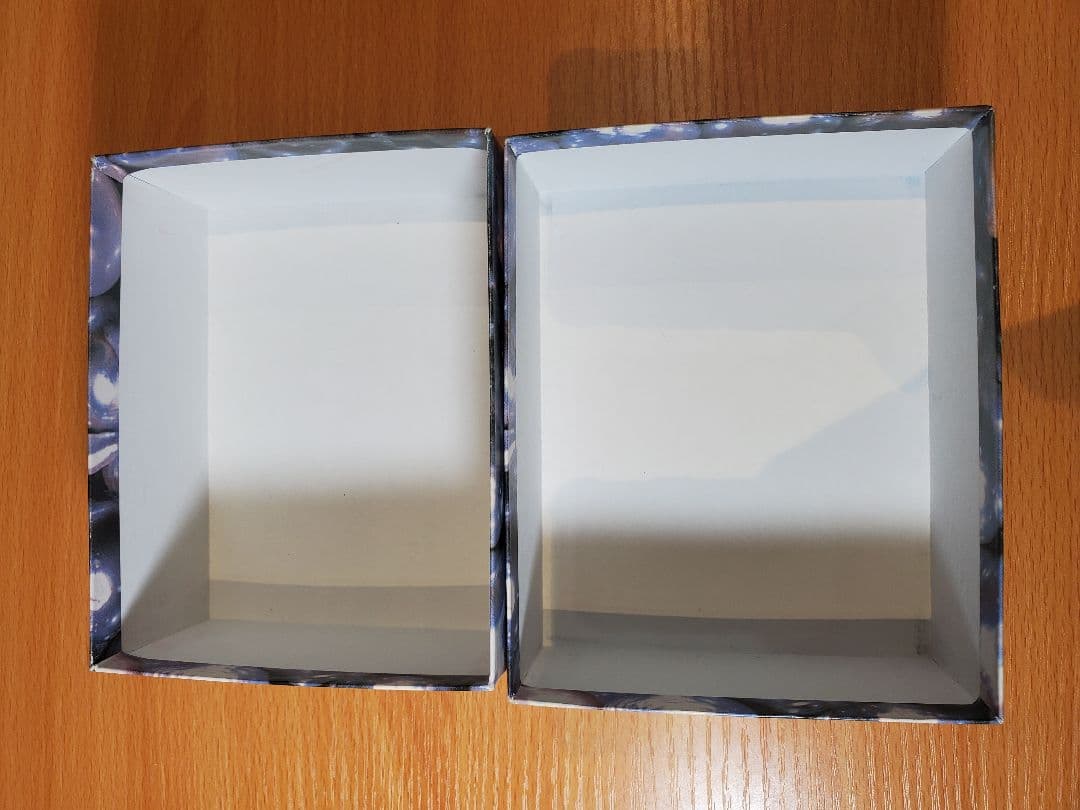 ロレックス　赤　ケース