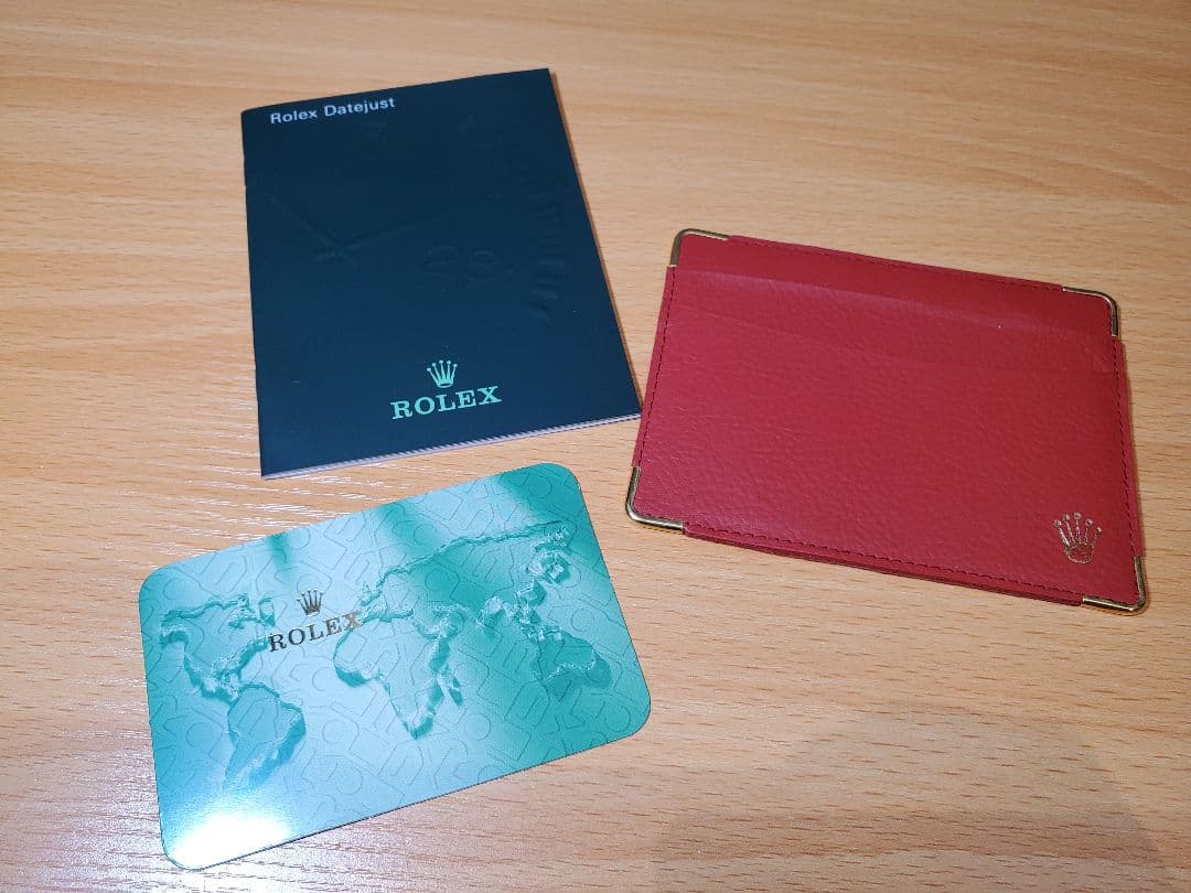 ロレックス　赤　ケース