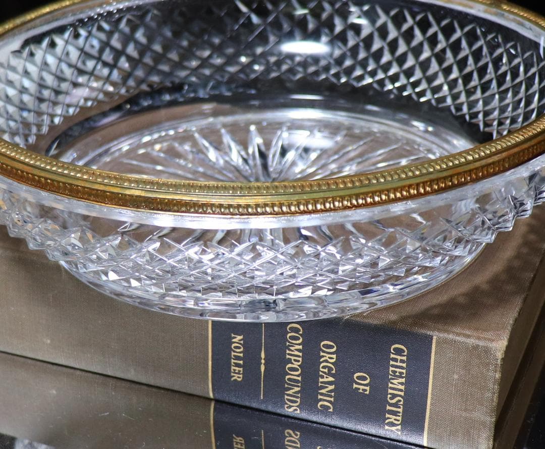 オールド・バカラ 明治～大正時代 春海商店特注 金装飾霰切子大鉢 ギヤマン