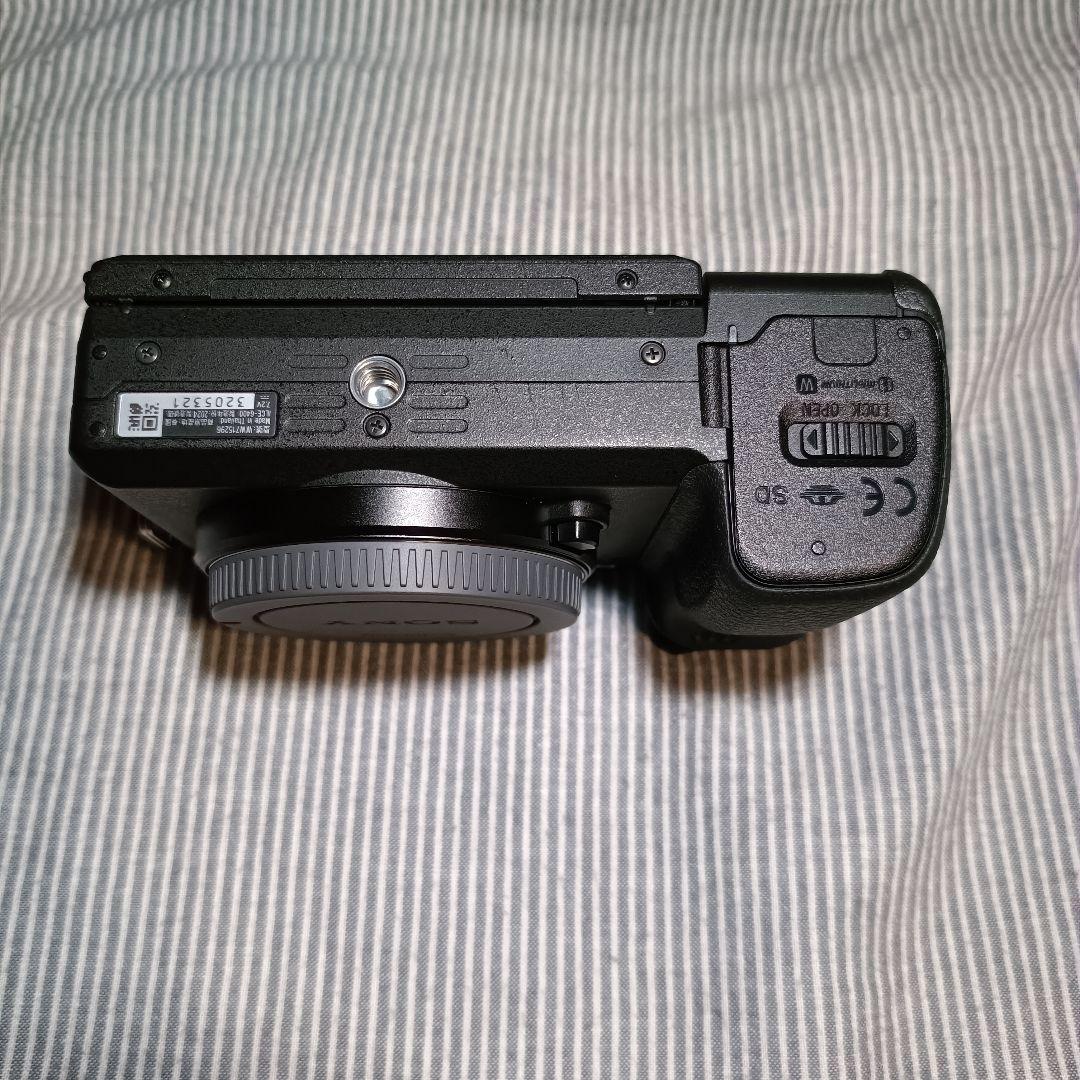 sony α6400（本体のみ）ミラーレスカメラ