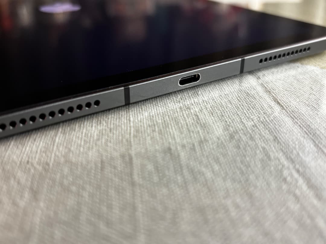 iPad Air Gen4 256GB セルラー + US Keyboard